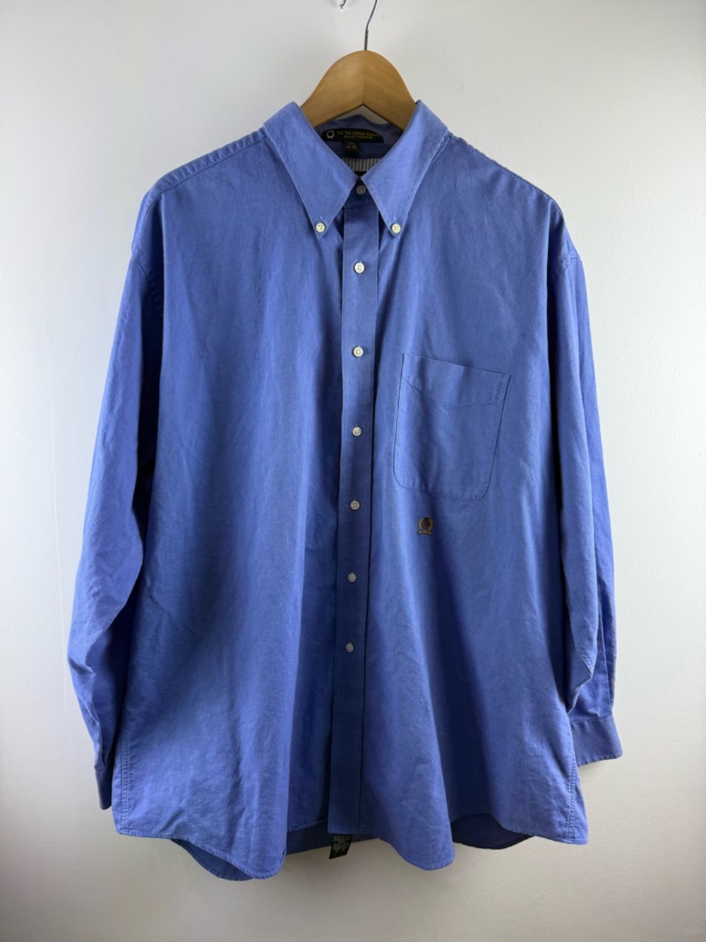 Vintage 90s Tommy Hilfiger Crest Logo Button Down Blue Cotton Shirt XL 17.5
